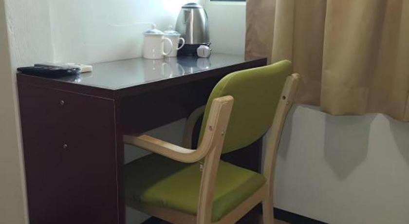 Hotel Holiday Kota Kinabalu Esterno foto